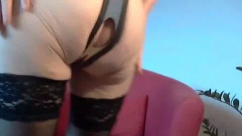 Amateur German Girl Shows Off New Sex Toy