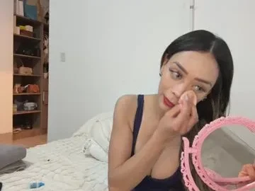 Violet Live Webcam Camshow Performance