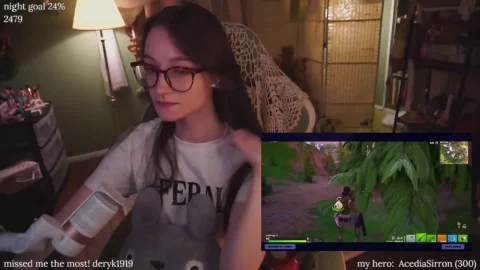 XyliaFae Hot Webcam Show Recording & Live Tease
